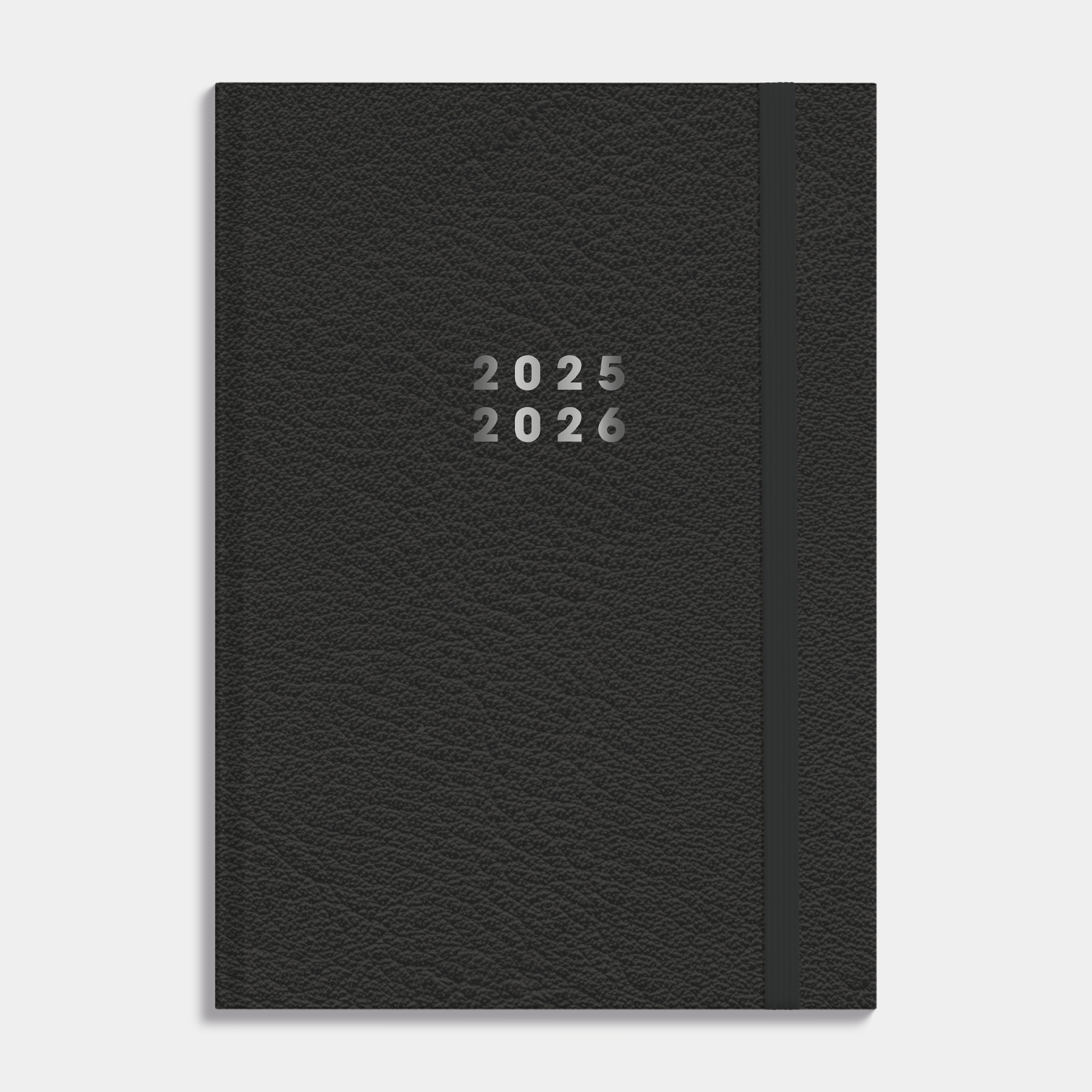 18 maanden agenda 2025 - 2026 A5 zwarte lederlook afwerking, harde cover en elastische sluiting – vooraanzicht.