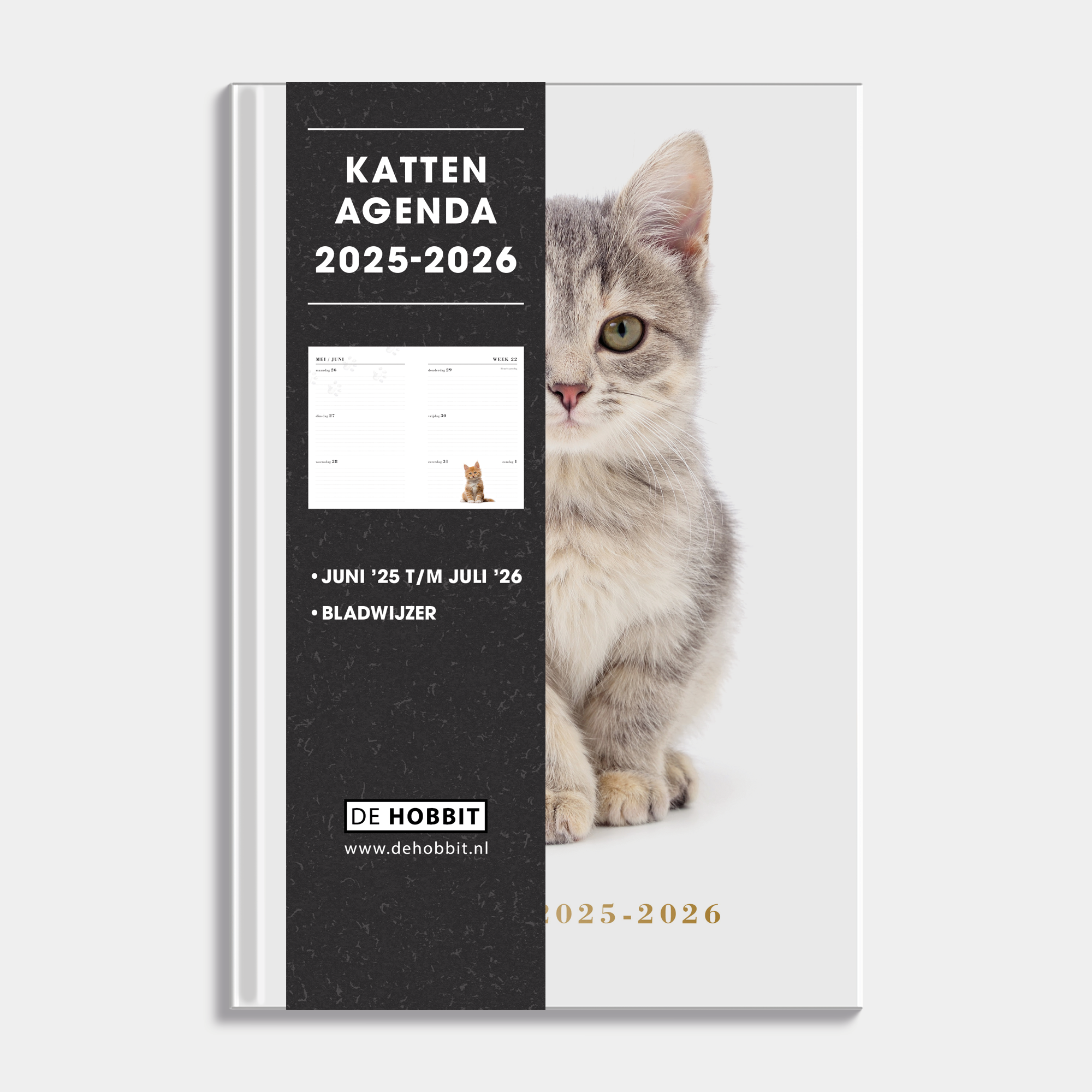 Katten agenda 2025-2026 met foto van lieve kat en harde cover – vooraanzicht met informatieve banderol.