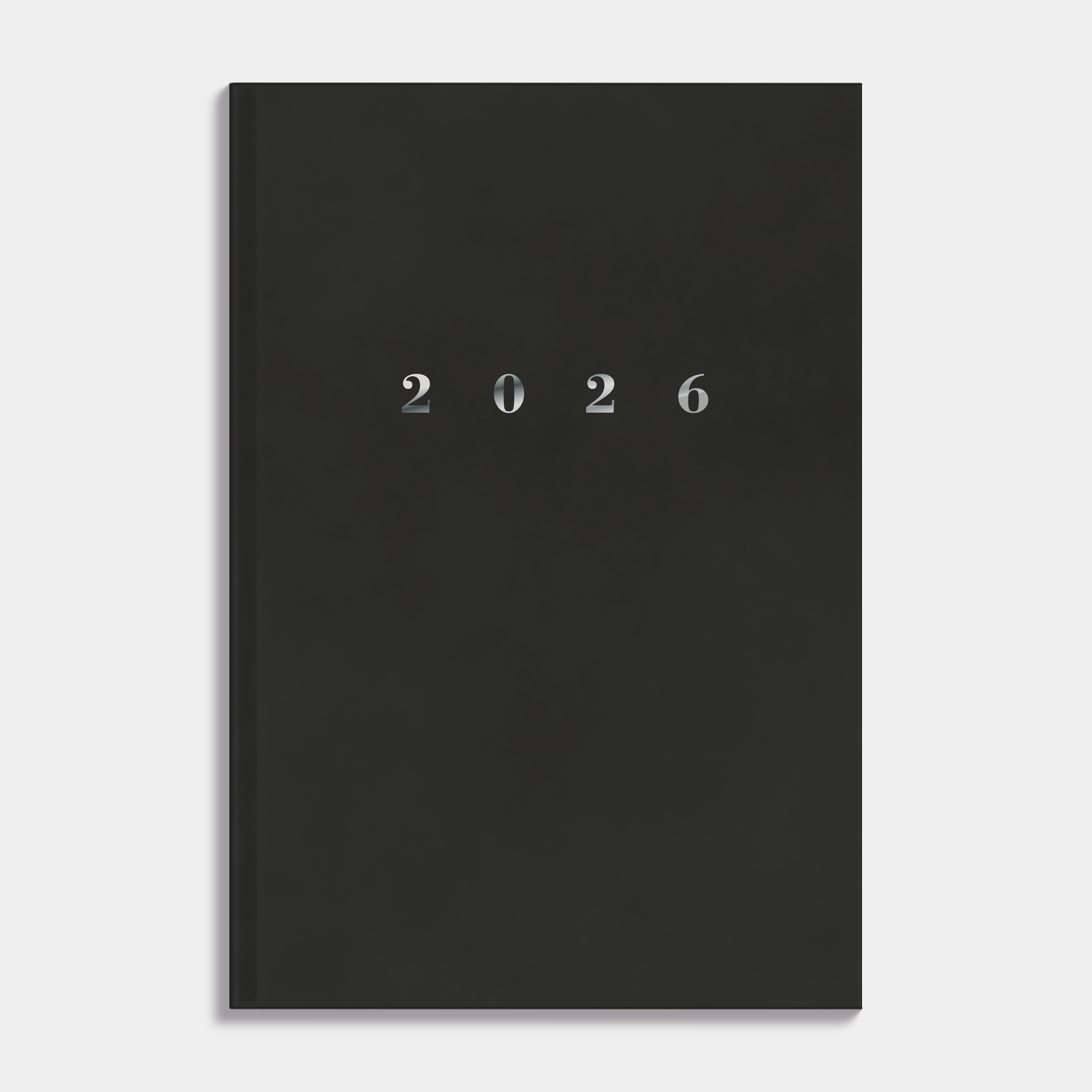Basic agenda 2026 met harde zwarte cover en zilverfolie opdruk – vooraanzicht.