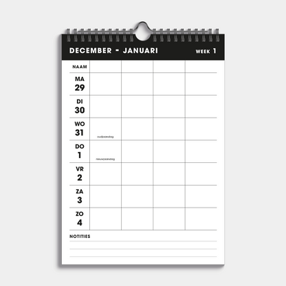 Familieplanner 2026 in A4 uitgevoerd in basic zwart en wit, gebonden in een zwarte metalen spiraal met hanger – voor 4 personen – binnenwerk met weekoverzicht.