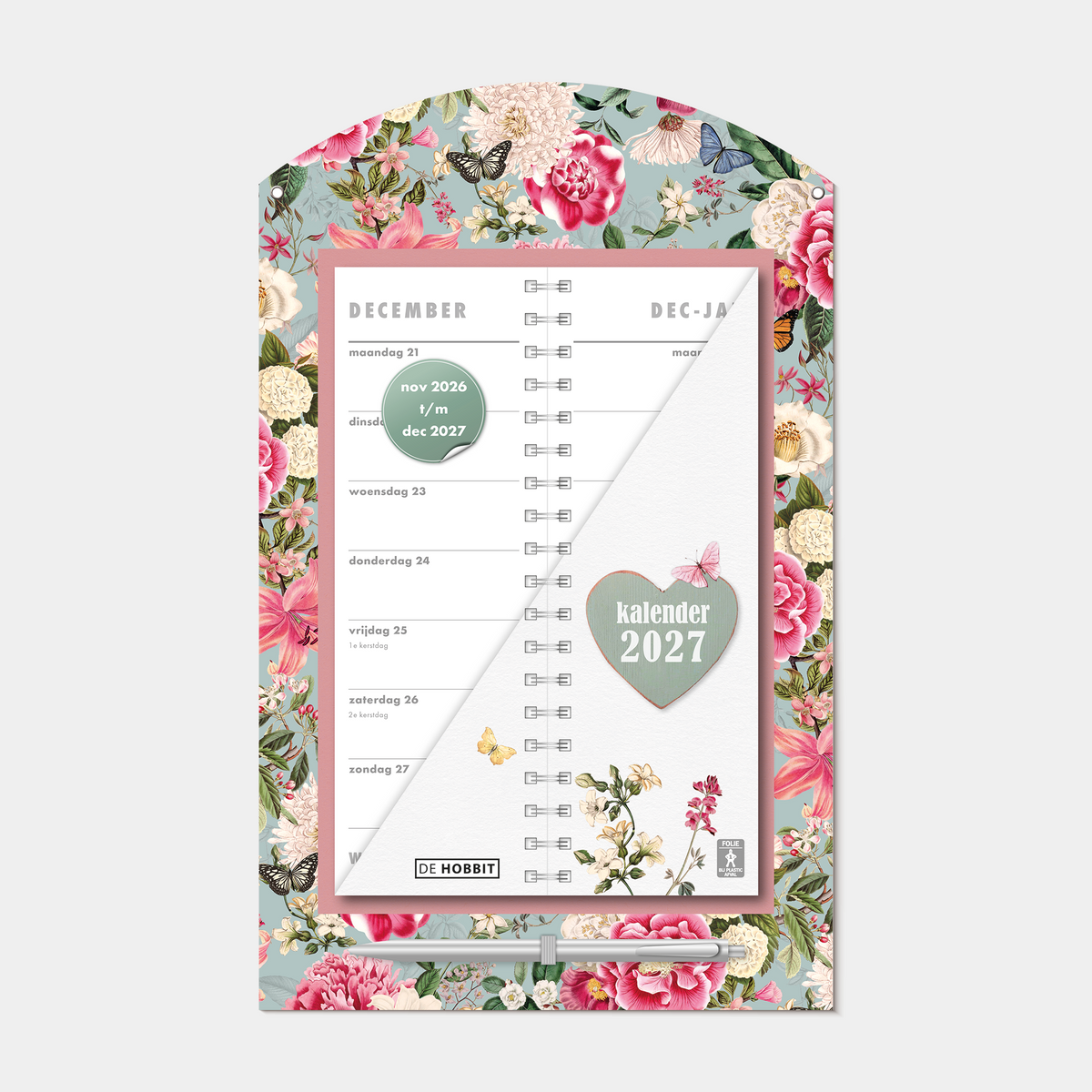Luxe omslagkalender 2027 met 2-weeks overzicht op een kartonnen bord in brocante thema, voorzien van een pen en ophangkoord – vooraanzicht.