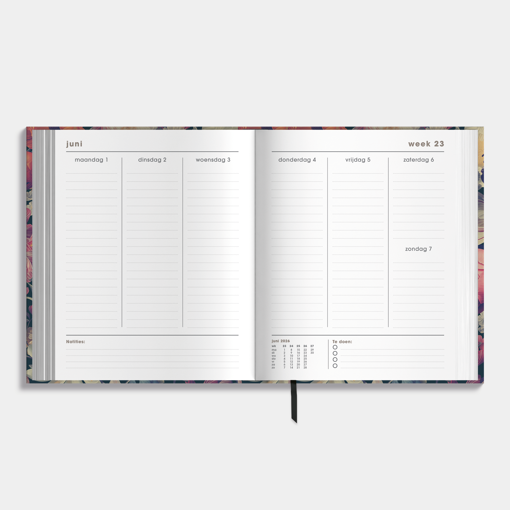 Luxe weekplanner 2026-2027 in A5+ formaat met klassieke print van grote bloemen – weekoverzicht.