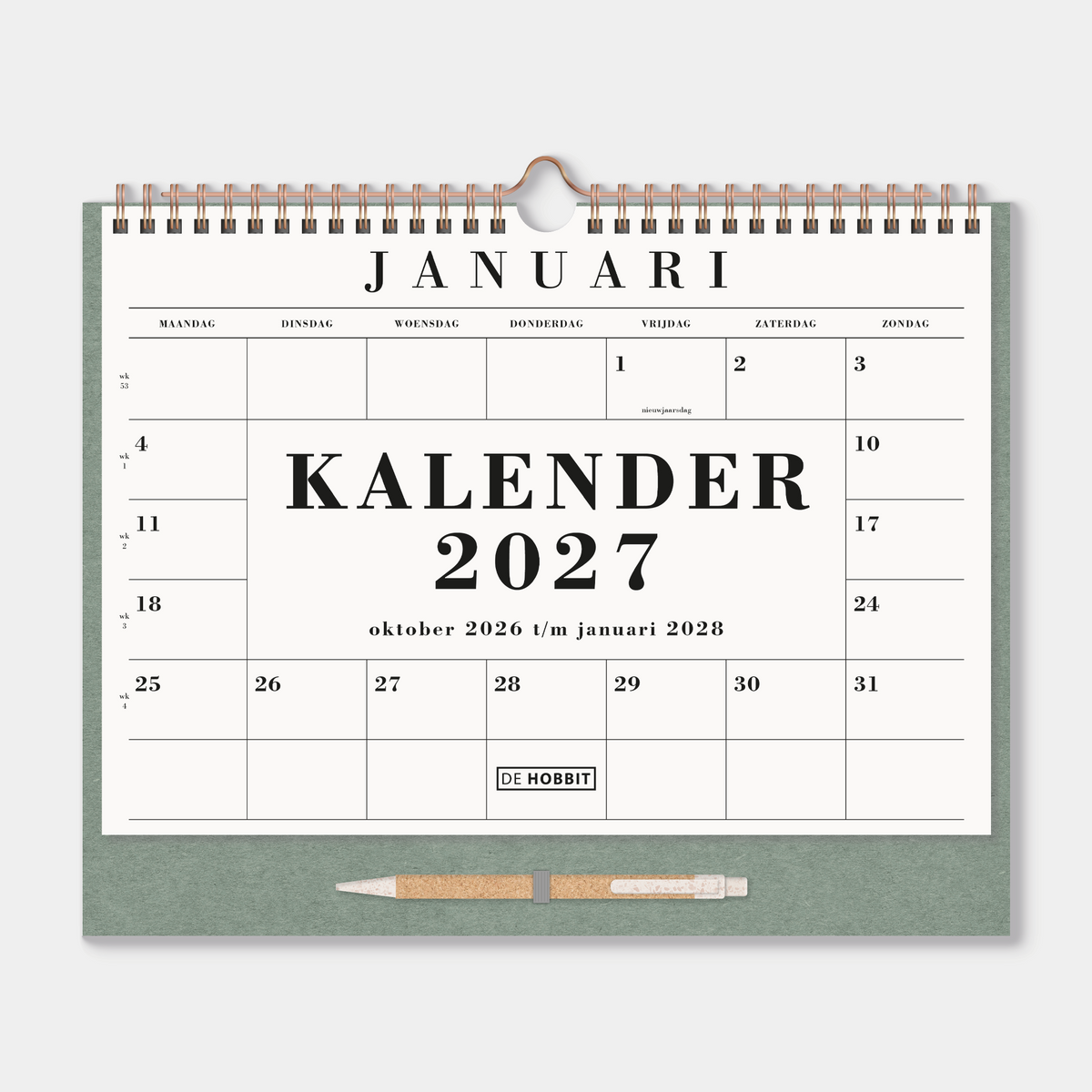 Maandkalender 2027 in A4 formaat op een groen kartonnen bord met pen en metalen spiraal – vooraanzicht.