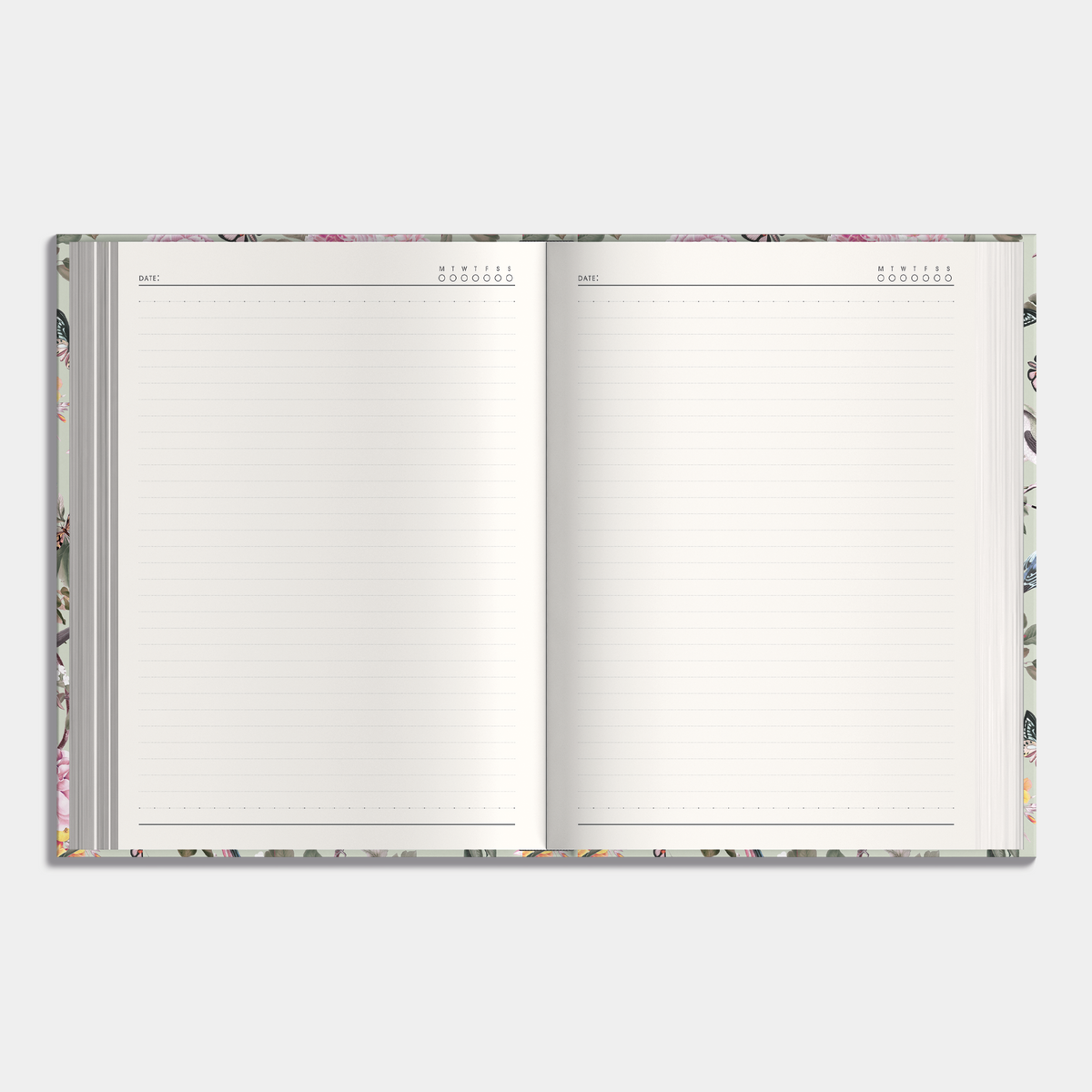 Notitieboek in het A5+ formaat met een romantische print van rozen, vlinders en vogels, met een harde cover en elastische sluiting – binnenwerk met notitieruimte.