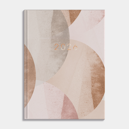 pocket agenda 2026 in A6 formaat met abstracte vormen in oudroze op een harde kaft – vooraanzicht.