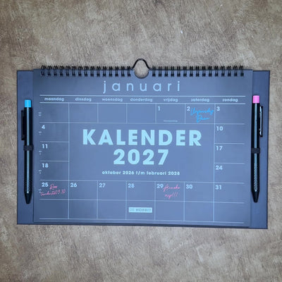 MAANDKALENDER MARKERS 2027 A4+ ZWART