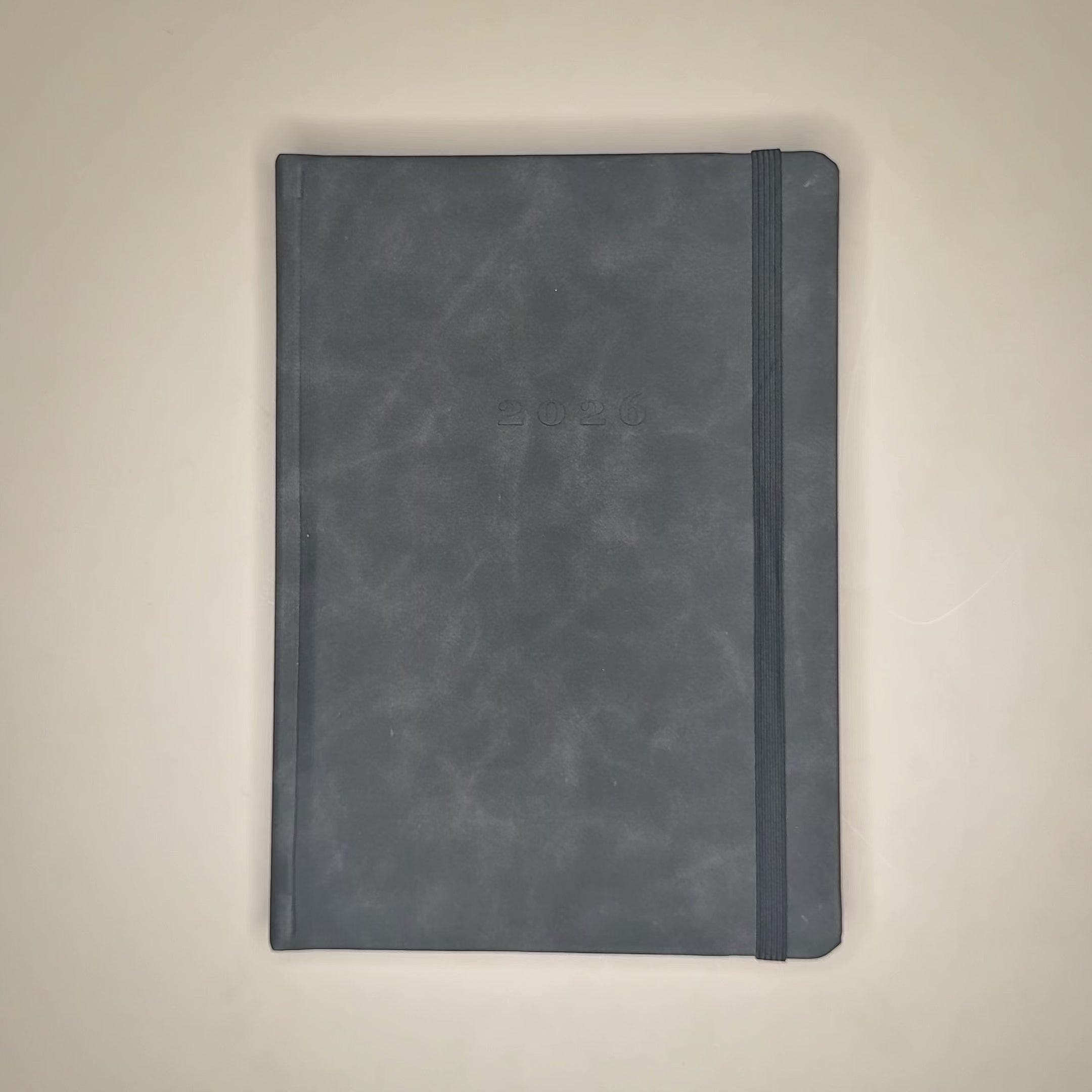 LUXE AGENDA 2026 A5 SUEDELOOK DONKERGRIJS GEWOLKT
