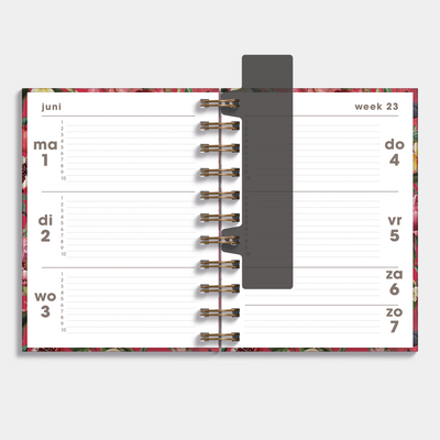 Ringband agenda 2026-2027 in A6 met print van tropisch fruit en bloemen – weekoverzicht.