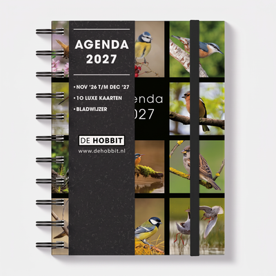 A6 ringband agenda 2027 met afbeeldingen van vogels, met harde cover en elastische sluiting – vooraanzicht met informatieve banderol.