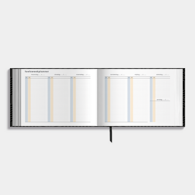 Studieplanner 2026-2027 met geometrisch patroon – toetsweekplanner.