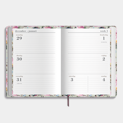 Weekagenda 2026 met romantische print van rozen en vogels op een zachtgroene achtergrond – binnenwerk met weekoverzicht.
